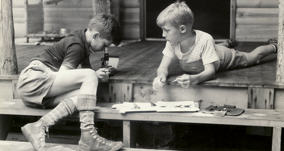 Laboratory solid-state materials research equipment and crystal imagery